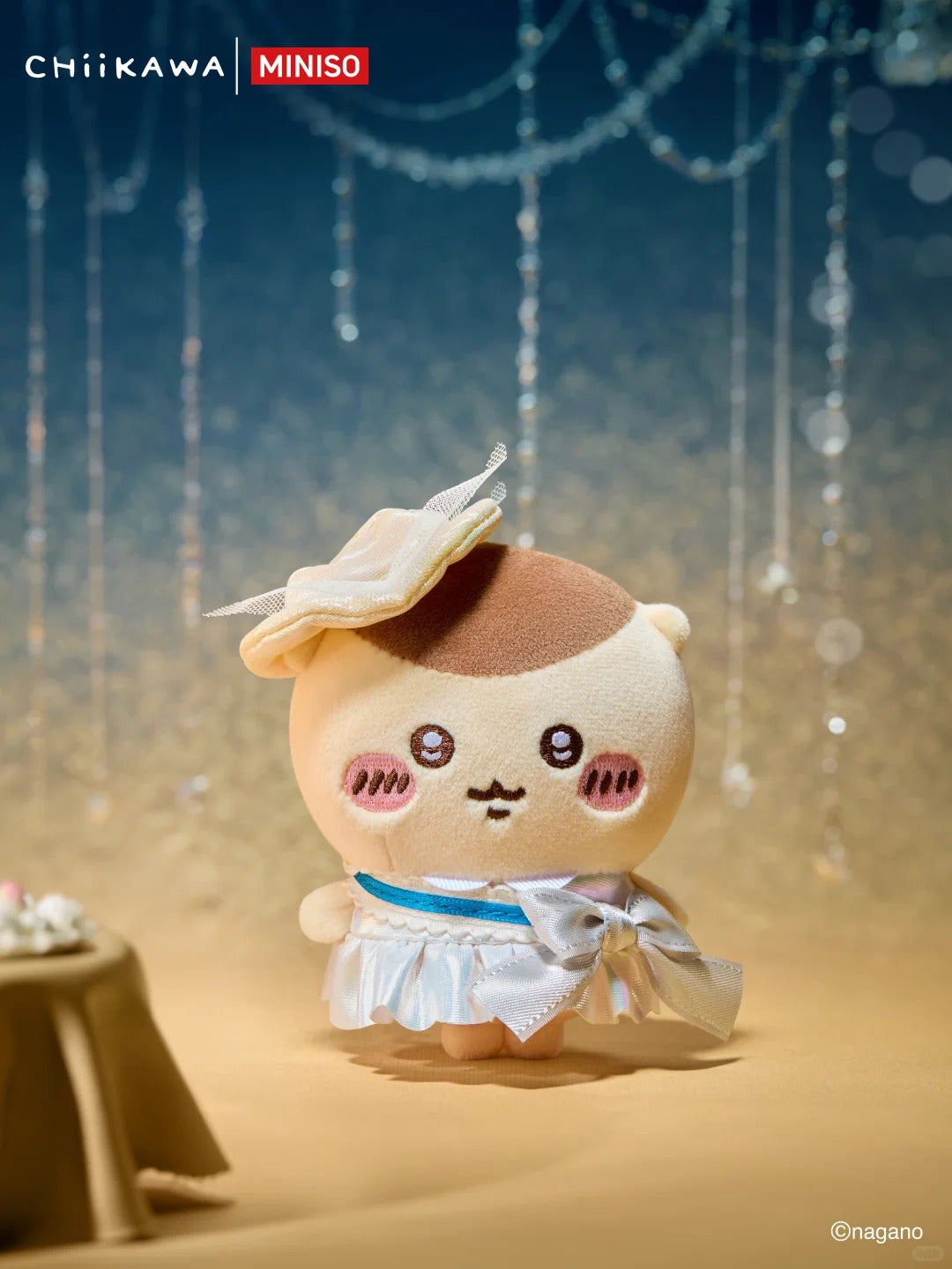 【9月予約商品】ちいかわ 中国 ファッションショーシリーズ ぬいぐるみキーホルダー｜2027年5月発送予定 ラッコ